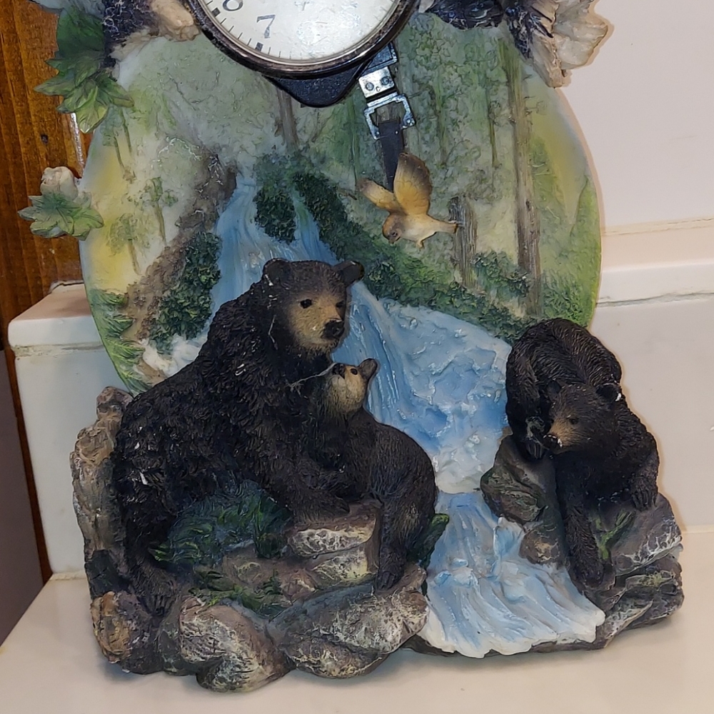 Bear clock - Picture 2 of 8
